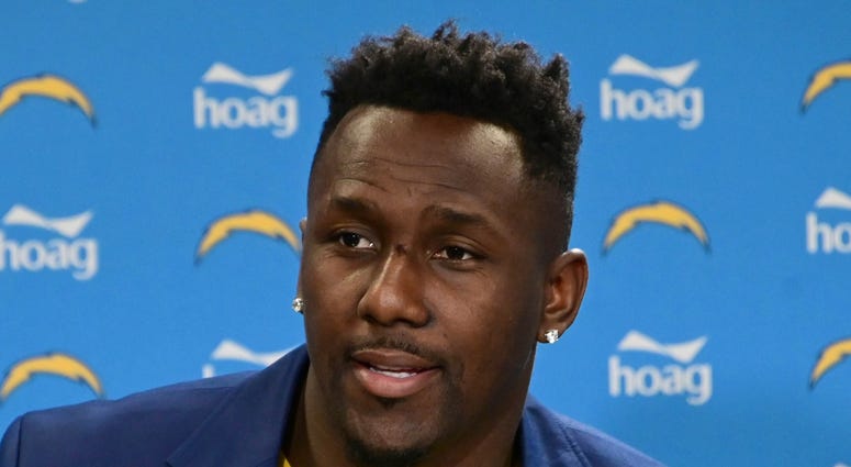 Thomas Davis Thomas Davis