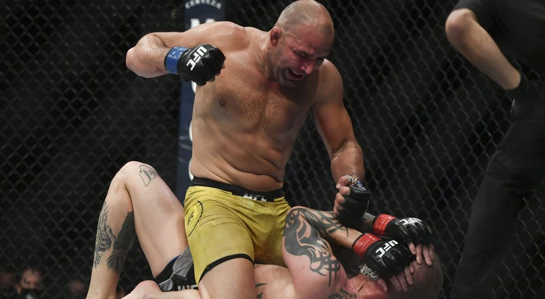 Glover Teixeira vs. Anthony Smith Glover Teixeira vs. Anthony Smith