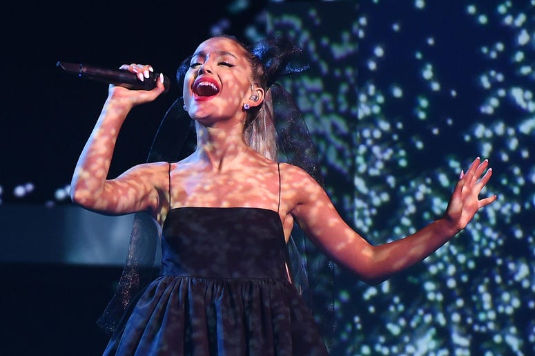 Ariana Grande performs at the 2018 Billboard Music Awards Ariana Grande performs at the 2018 Billboard Music Awards