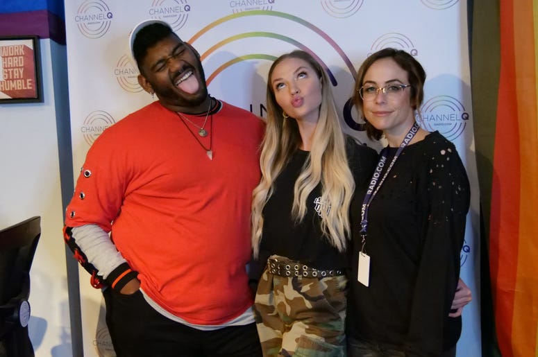 Ryan, Erika Costell, Shira