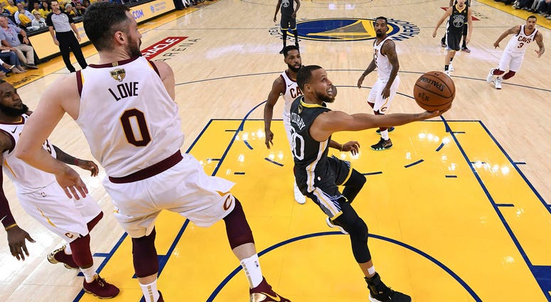 Golden State Warriors guard Stephen Curry Golden State Warriors guard Stephen Curry