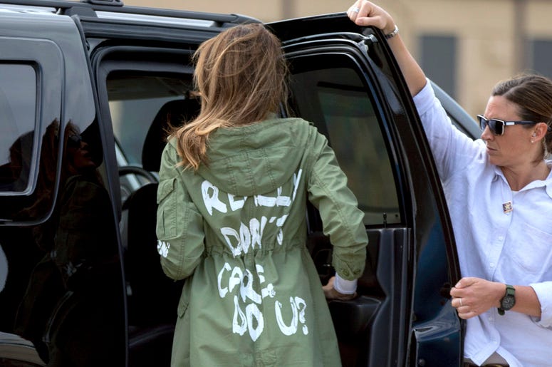 AP18172775929822 First lady Melania Trump arrives at Andrews Air Force Base, Md., Thursday, June 21, 2018, after visiting the Upbring New Hope Children Center run by the Lutheran Social Services of the South in McAllen, Texas. (AP Photo/Andrew Harnik)