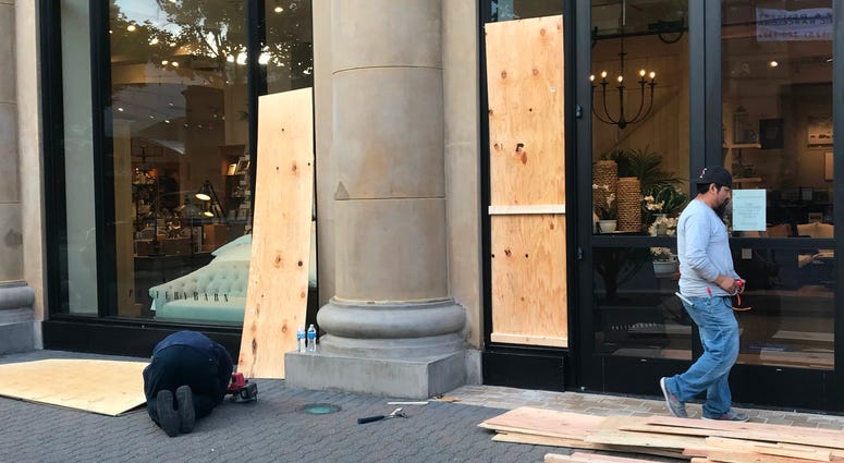 Stores at Walnut Creek's Broadway Plaza board up in anticipation of continuing George Floyd protests, May 31, 2020 Stores at Walnut Creek's Broadway Plaza board up in anticipation of continuing George Floyd protests, May 31, 2020
