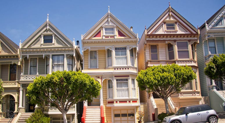 Rents continued to rise in San Francisco, despite a Zillow report saying they held steady across the country.