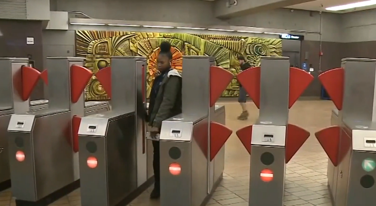 BART Tests Double-Stacked Fare Gates BART Tests Double-Stacked Fare Gates