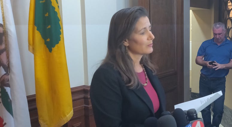 Oakland Mayor Libby Schaaf at Firing of Police Chief Anne Kirkpatrick Oakland Mayor Libby Schaaf at Firing of Police Chief Anne Kirkpatrick