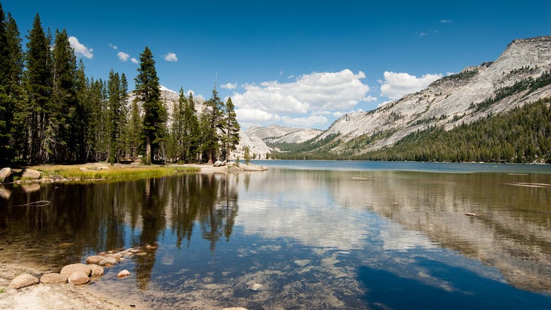 Tenaya Lake in Yosemite Tenaya Lake in Yosemite
