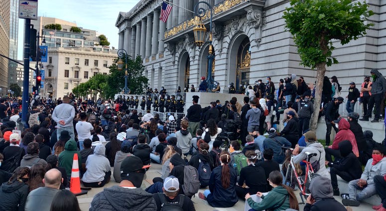 Protests against police brutality continue in San Francisco hours before second night of curfew, May 31, 2020 Protests against police brutality continue in San Francisco hours before second night of curfew, May 31, 2020