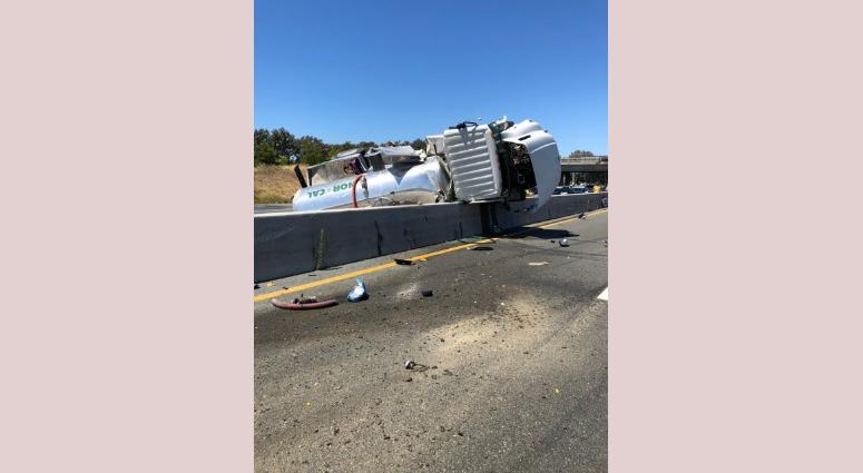 A sanitation truck overturned on Highway 101, spilling sewage onto the roadway on Aug. 14, 2019. A sanitation truck overturned on Highway 101, spilling sewage onto the roadway on Aug. 14, 2019.