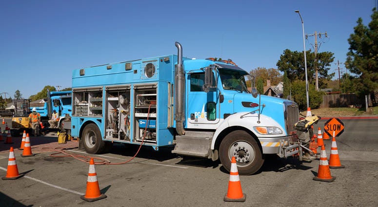 Pacific Gas & Electric crews work on October 09, 2019 in Vallejo, California. PG&E plans on cutting power to hundreds of thousands of customers across central and northern California as a precaution against starting wildfires. Pacific Gas & Electric crews work on October 09, 2019 in Vallejo, California. PG&E plans on cutting power to hundreds of thousands of customers across central and northern California as a precaution against starting wildfires.