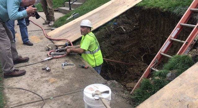 PWSA Workers replacing lead water lines PWSA Worker