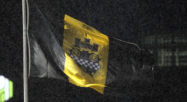 Pittburgh's flag in the rain