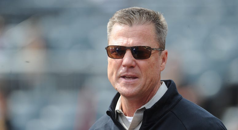 Frank Coonelly Frank Coonelly