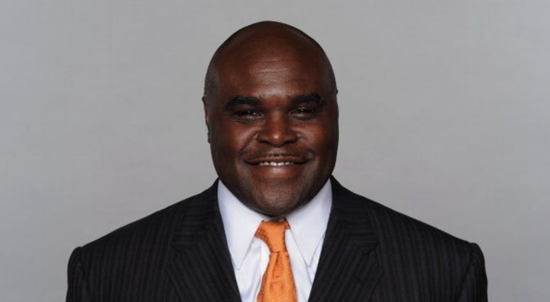 Former Steelers Running Backs Coach James Saxon DO NOT USE