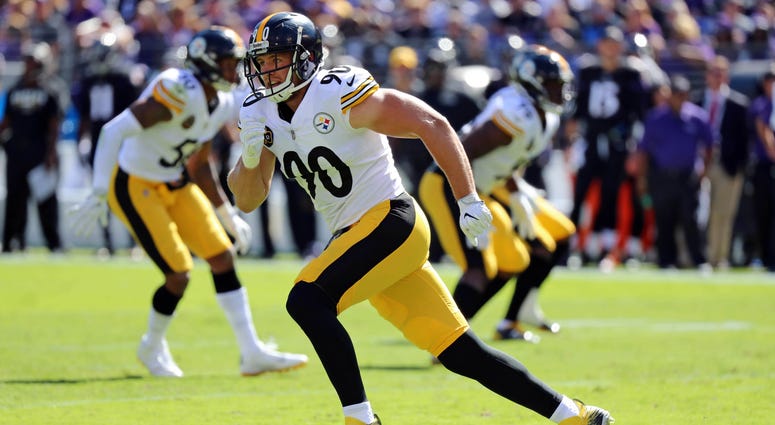 Steelers linebacker T.J. Watt running around in coverage