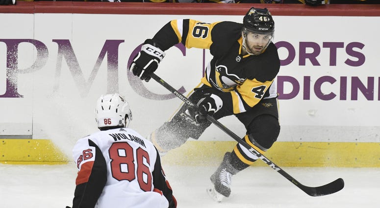 Pittsburgh Penguins center Zach Aston-Reese Pittsburgh Penguins center Zach Aston-Reese