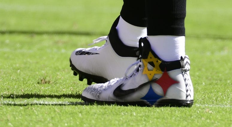 A detailed view of Pittsburgh Steelers quarterback Ben Roethlisberger (7) cleats during the first quarter against the Baltimore Ravens