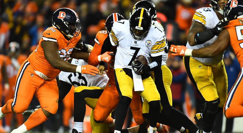 Ben Roethlisberger sacked by Broncos Ben Roethlisberger sacked by Broncos