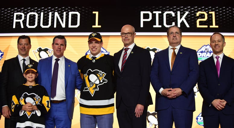 Samuel Poulin poses for a photo after being selected as the number twenty-one overall pick to the Pittsburgh Penguins in the first round of the 2019 NHL Draft at Rogers Arena. Samuel Poulin poses for a photo after being selected as the number twenty-one overall pick to the Pittsburgh Penguins in the first round of the 2019 NHL Draft at Rogers Arena.