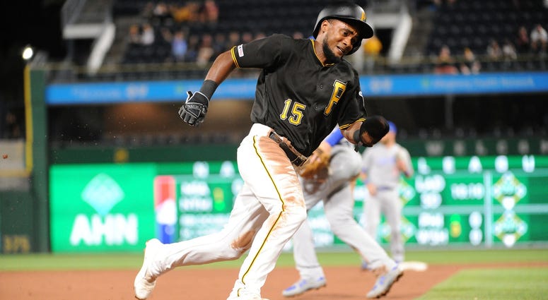 Pablo Reyes rounding the bases