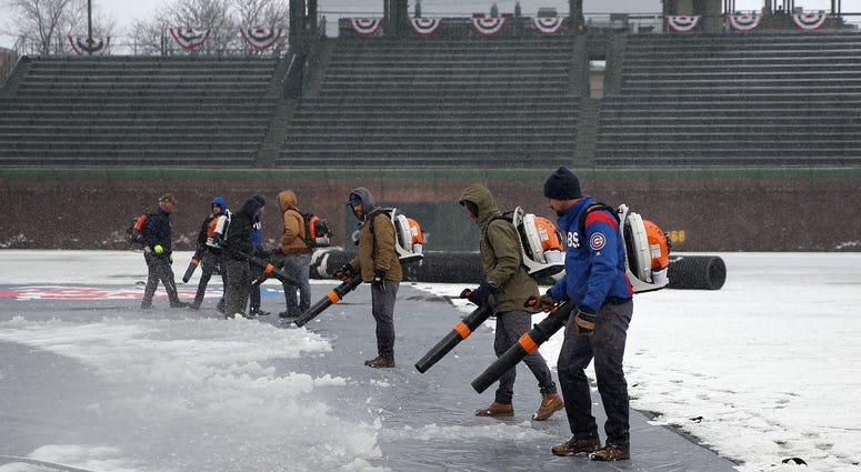 Snow at Wrigley Field Snow at Wrigley