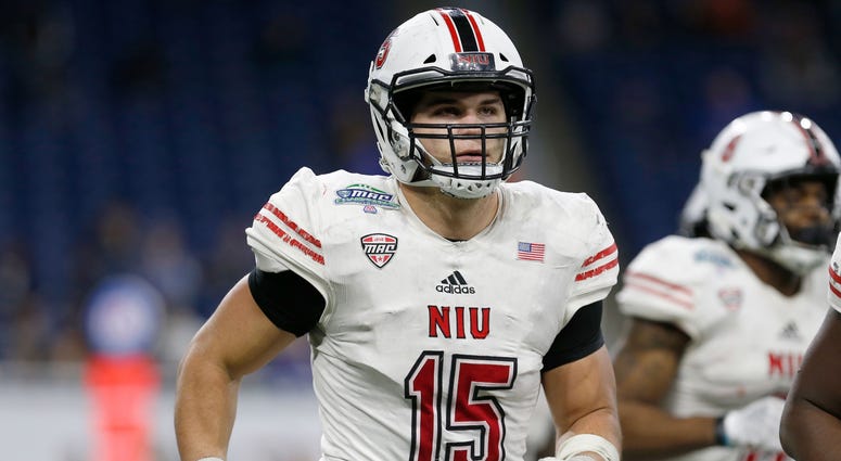 Northern Illinois Huskies defensive end Sutton Smith (15) against the Buffalo Bulls at Ford Field.