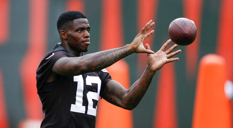 Cleveland Browns wide receiver Josh Gordon warms up during the team's organized team activity at its NFL football training facility, in Berea, Ohio. Grordon, who has been suspended numerous times by the NFL for drug violations, announced on Twitter that DO NOT USE