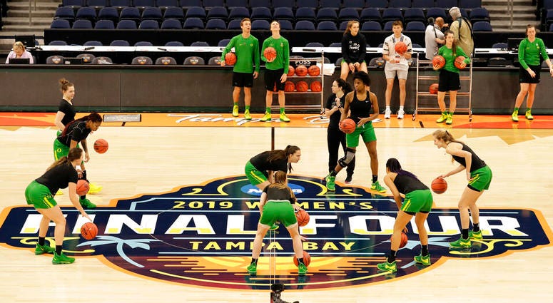 Oregon players work on a drill during a practice session for the women's Final Four NCAA college basketball semifinal game against Baylor Thursday, April 4, 2019, in Tampa, Fla. AP DO NOT USE