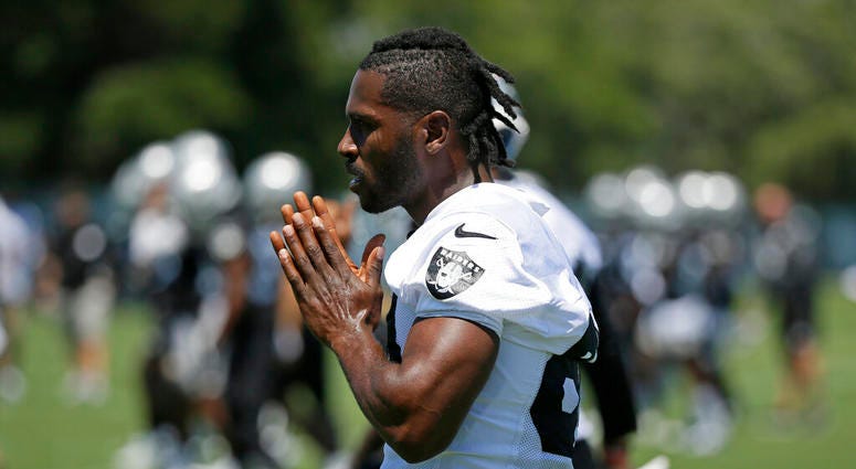 Oakland Raiders wide receiver Antonio Brown Oakland Raiders wide receiver Antonio Brown