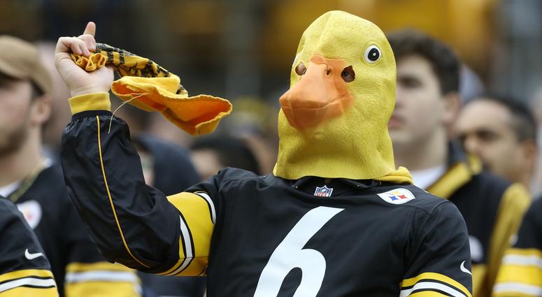 Steelers fan with Duck head