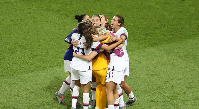 Alex Morgan of the USA celebrates victory with her team mates after the 2019 FIFA Women's World Cup France Quarter Final match between France and USA at Parc des Princes on June 28, 2019 in Paris, France. Alex Morgan of the USA celebrates victory with her team mates after the 2019 FIFA Women's World Cup France Quarter Final match between France and USA at Parc des Princes on June 28, 2019 in Paris, France.