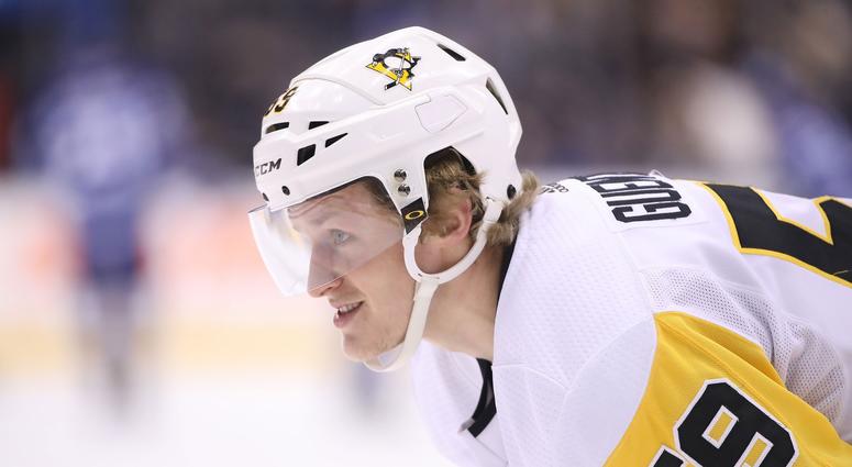 Pittsburgh Penguins center Jake Guentzel Pittsburgh Penguins center Jake Guentzel