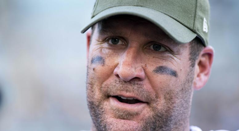 Pittsburgh Steelers quarterback Ben Roethlisberger (7) being interviewed after the game against the Jacksonville Jaguars
