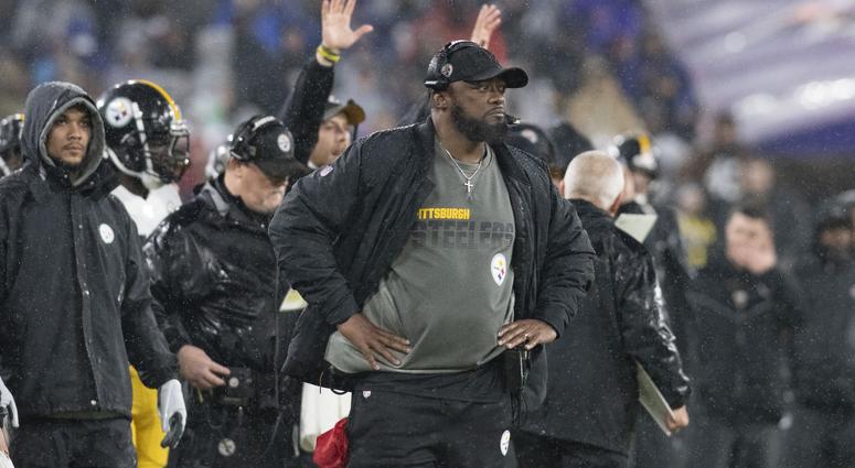 Mike Tomlin on sideline