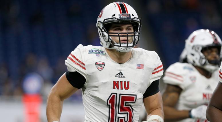 Northern Illinois Huskies defensive end Sutton Smith (15) against the Buffalo Bulls at Ford Field.