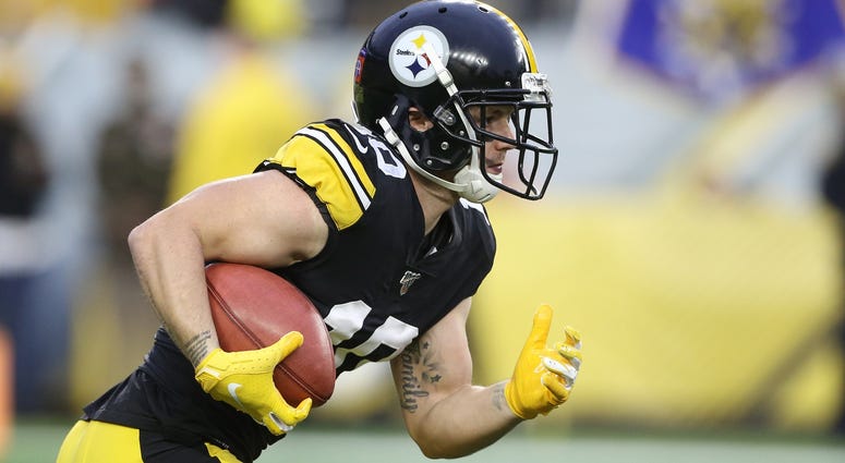 Pittsburgh Steelers wide receiver Ryan Switzer (10) turns a kick-off against the Los Angeles Rams during the first quarter at Heinz Field. Pittsburgh won 17-12.