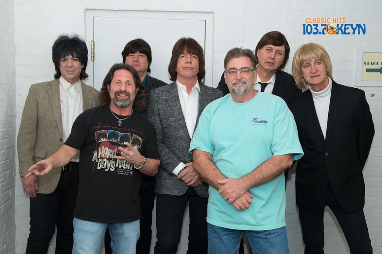 Beatles vs. Stones – A Musical Showdown Beatles vs. Stones – A Musical Showdown