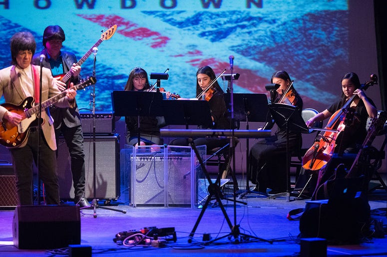 Beatles vs. Stones – A Musical Showdown Beatles vs. Stones – A Musical Showdown