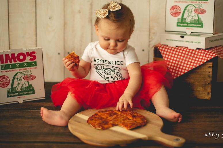 Imo's baby smash pizza