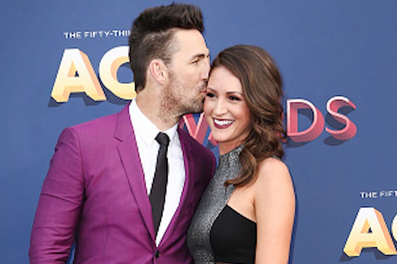 Jake Owen, Erica Hartlein