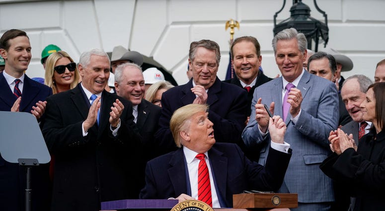 trump, pens