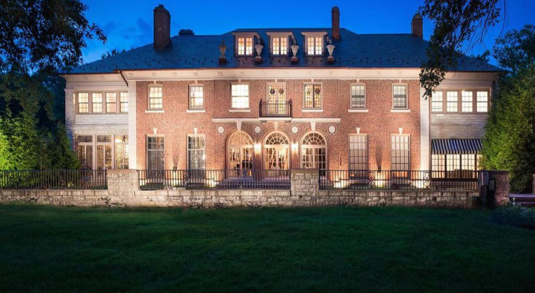 Brett Hull mansion in Clayton