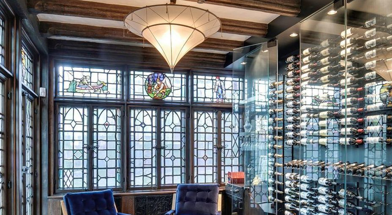 Brett Hull mansion in Clayton
