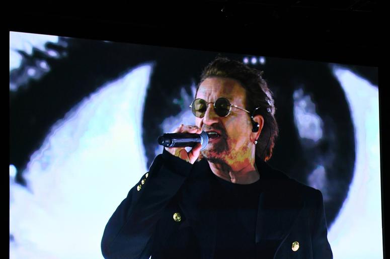 U2 U2