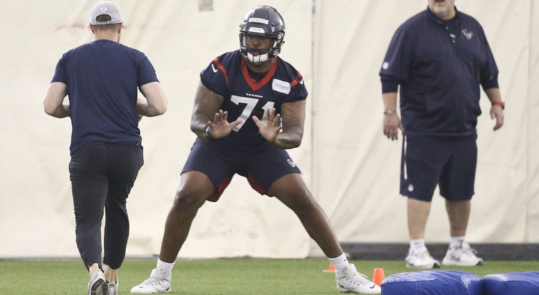 Tytus Howard at practice Tytus Howard at practice