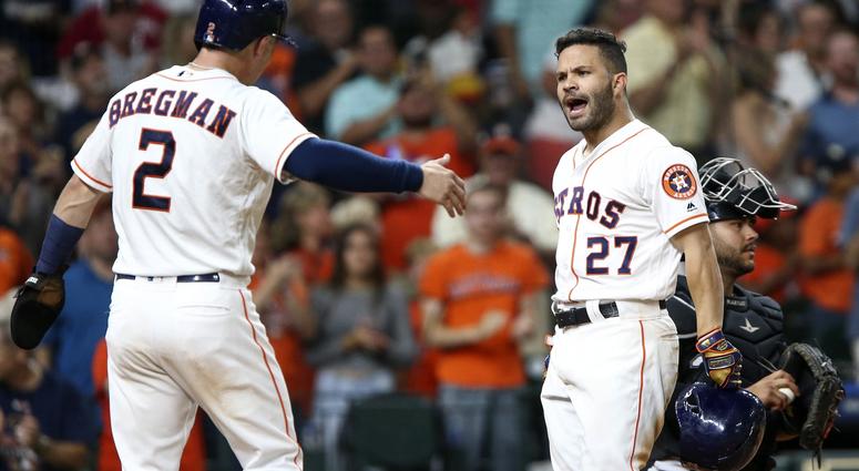 Jose Altuve scores Jose Altuve scores