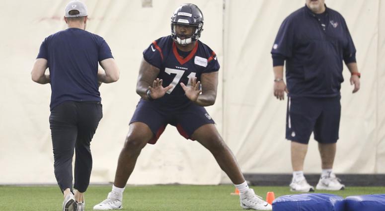 Tytus Howard at practice Tytus Howard at practice