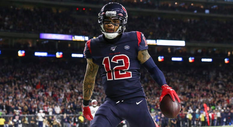 Troy Taormina-USA TODAY Sports Houston Texans wide receiver Kenny Stills (12) scores a touchdown during the third quarter against the New England Patriots at NRG Stadium.