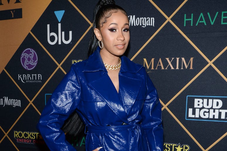 Cardi B arrives at the The 2018 MAXIM Party at Schaffer-Richardson Building on February 3, 2018 in Minneapolis, Minnesota. Cardi B arrives at the The 2018 MAXIM Party at Schaffer-Richardson Building on February 3, 2018 in Minneapolis, Minnesota.
