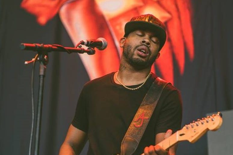 Ayron Jones